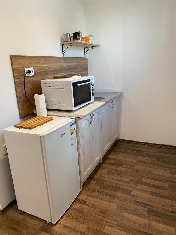 Apartmani Lala 2 ชานจ์ ภายนอก รูปภาพ